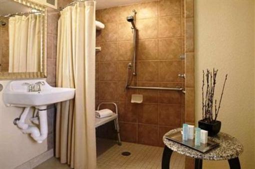 фото отеля Hilton Cocoa Beach Oceanfront