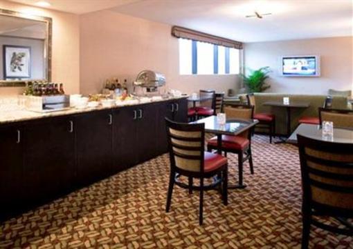 фото отеля Hilton Cocoa Beach Oceanfront