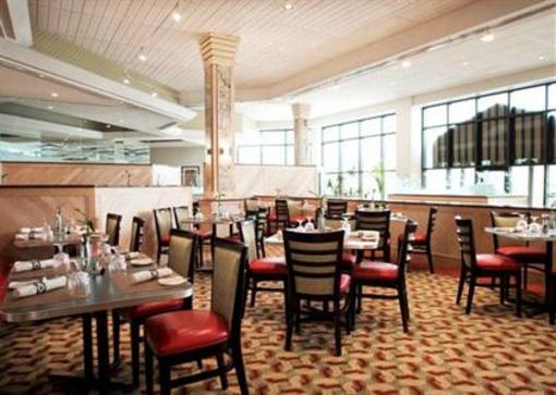 фото отеля Hilton Cocoa Beach Oceanfront