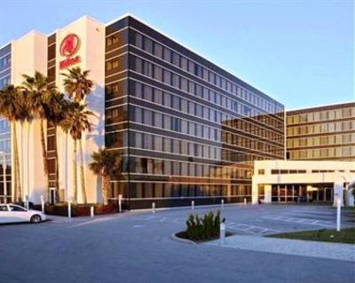фото отеля Hilton Cocoa Beach Oceanfront