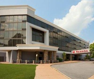 фото отеля Ramada Plaza Hotel - Downtown Convention Center