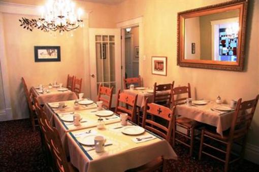 фото отеля Auberge Aux Deux Lions