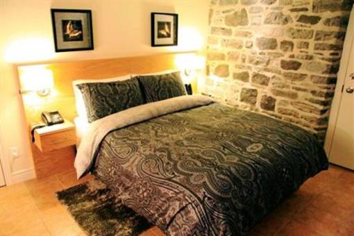 фото отеля Auberge Aux Deux Lions