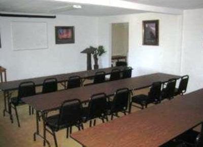 фото отеля Howard Johnson Inn and Suites Jacksonville