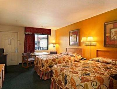 фото отеля Howard Johnson Inn and Suites Jacksonville