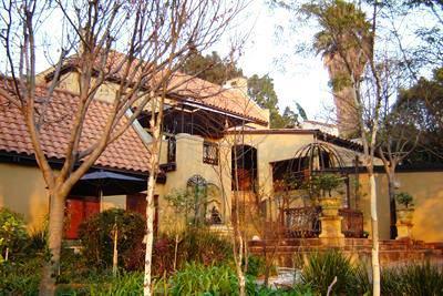 фото отеля Bohemian Guest House Pretoria