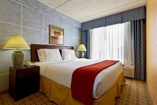 фото отеля Holiday Inn Express Austin Airport