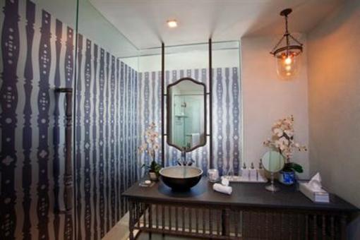 фото отеля Riva Surya Bangkok
