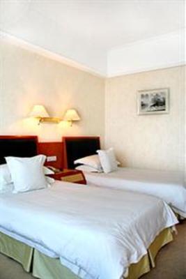 фото отеля Mandarin Prosperous Hotel