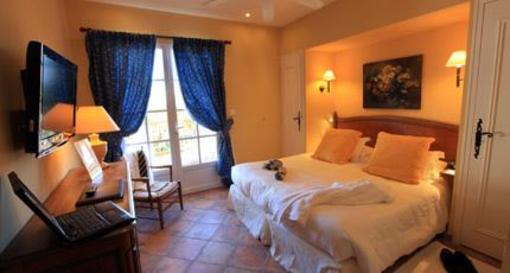 фото отеля Bastide Du Calalou Hotel Aups