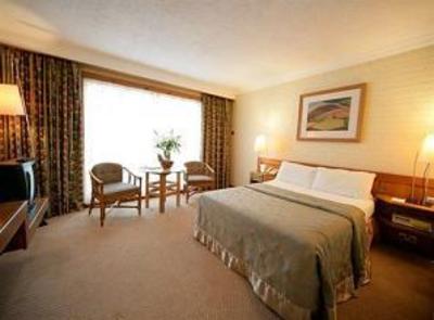 фото отеля Dunadry Hotel & Country Club