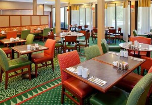 фото отеля Courtyard by Marriott Atlanta Marietta / Windy Hill