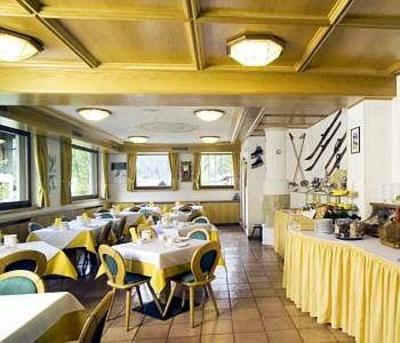 фото отеля Hotel Montana Pinzolo