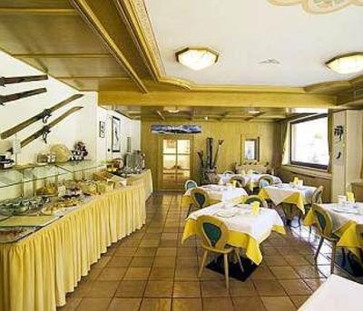 фото отеля Hotel Montana Pinzolo