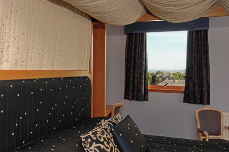фото отеля BEST WESTERN Kings Manor Hotel