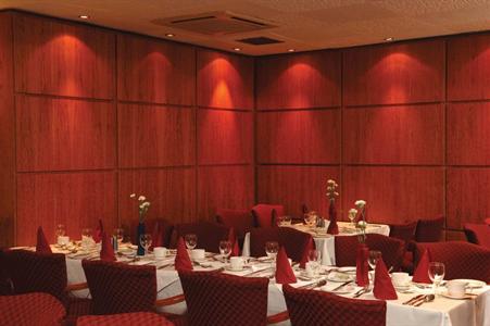 фото отеля BEST WESTERN Kings Manor Hotel