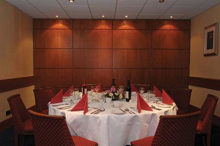 фото отеля BEST WESTERN Kings Manor Hotel