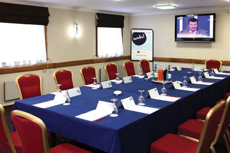 фото отеля BEST WESTERN Kings Manor Hotel