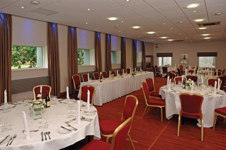 фото отеля BEST WESTERN Kings Manor Hotel