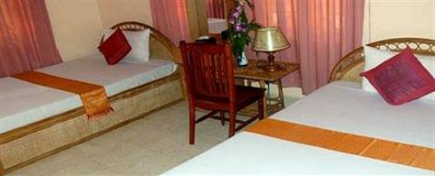 фото отеля Bou Savy Guest House