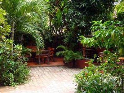 фото отеля Bou Savy Guest House