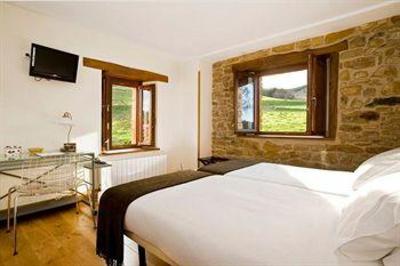 фото отеля Hotel Rural Urune Goikoa