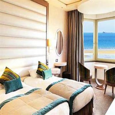 фото отеля Le Grand Hotel des Thermes Thermes Marins de St-Malo