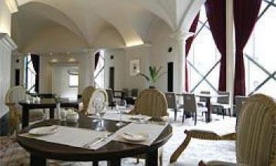 фото отеля Royal Oak Hotel Otsu