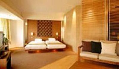 фото отеля Royal Oak Hotel Otsu