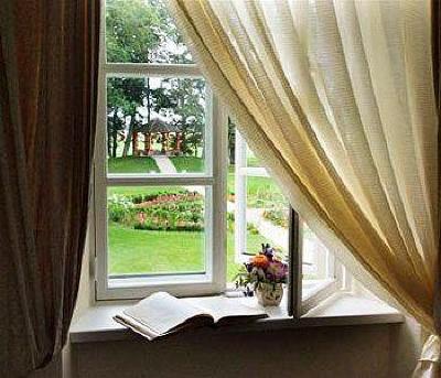 фото отеля Bistrampolis Manor