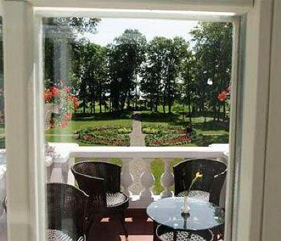 фото отеля Bistrampolis Manor