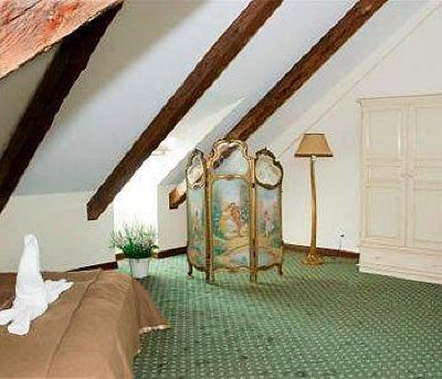 фото отеля Bistrampolis Manor