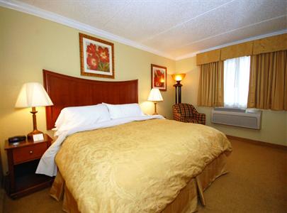 фото отеля BEST WESTERN PLUS Franklin Square inn