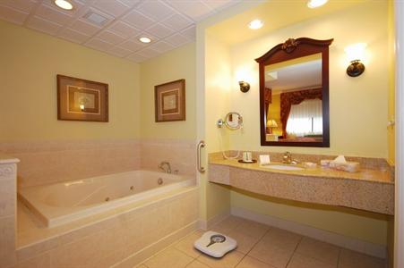 фото отеля BEST WESTERN PLUS Franklin Square inn