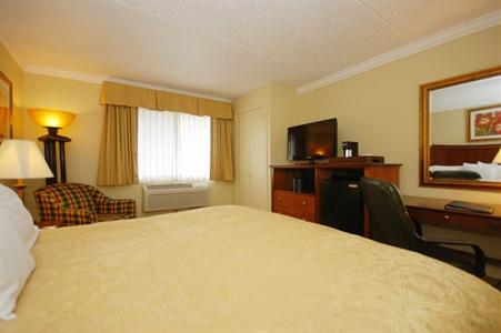 фото отеля BEST WESTERN PLUS Franklin Square inn