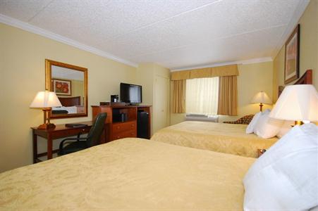 фото отеля BEST WESTERN PLUS Franklin Square inn