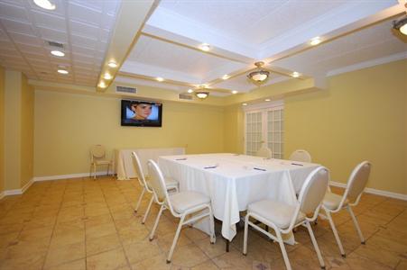 фото отеля BEST WESTERN PLUS Franklin Square inn