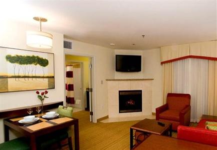 фото отеля Residence Inn Duluth