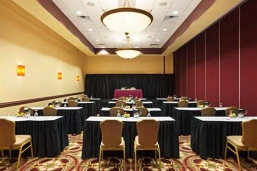 фото отеля Crowne Plaza Greenville