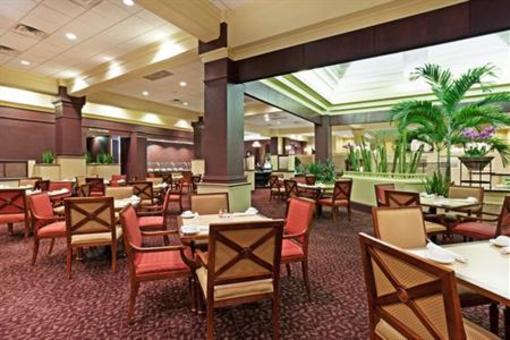 фото отеля Crowne Plaza Greenville
