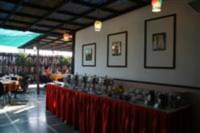 фото отеля Grand Peepal Hotel New Delhi