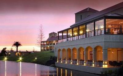 фото отеля Asara Wine Estate & Hotel