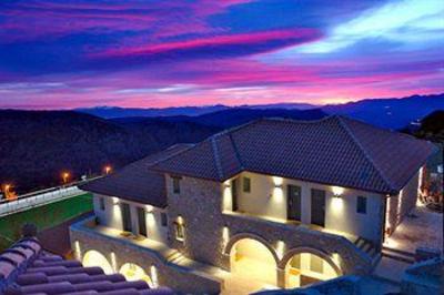 фото отеля Aegli Resort And Spa Arachova
