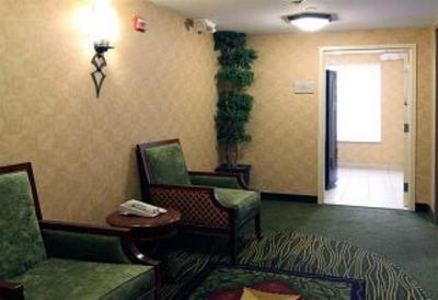 фото отеля Hilton Garden Inn Newburgh