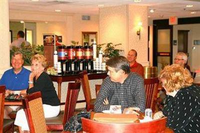 фото отеля Hampton Inn Ft. Wayne Southwest