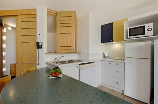 фото отеля Beach Club Resort Apartments Mooloolaba