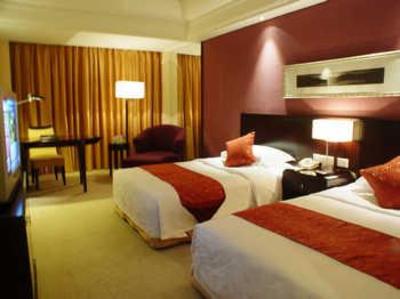 фото отеля Fengdu Holiday Hotel