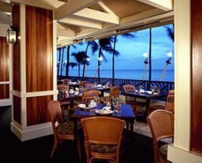 фото отеля Outrigger Waikiki on the Beach