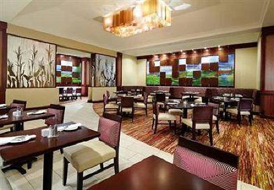 фото отеля SpringHill Suites Des Moines West
