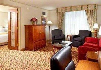фото отеля SpringHill Suites Des Moines West
